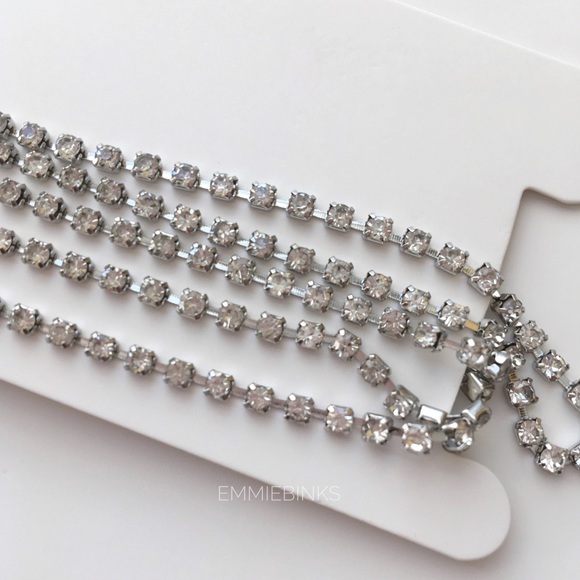 NWT Rhinestone Plunge Necklace ~ Multiple Ways of Wearing ~ Lariat / Choker Hair - Picture 6 of 12